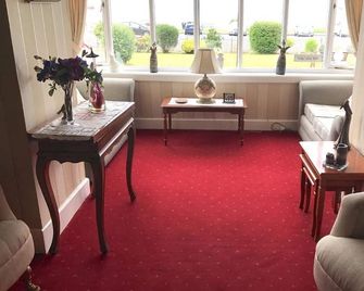 Dunvegan House Guest House - Brodick - Huiskamer
