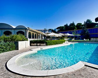 All Time Relais & Sport Hotel - Roma - Piscina