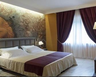 Complesso Termale Vescine - Castelforte - Camera da letto