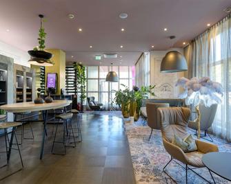 Mercure Hotel Würzburg am Mainufer - וירצבורג - בניין