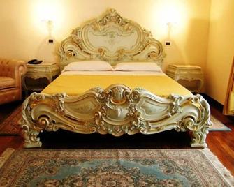 Hotel Alba - Pescara - Camera da letto