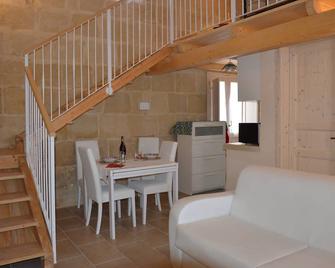 Corte Soleto 22 - Martano - Comedor