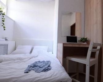 Capsule Hotel Interqube Tretyakovskaya - Moscow - Bedroom