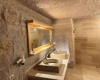 Kistar Cave Hotel - Uchisar