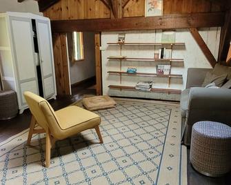 Maison Landaise au Cœur de la Nature - Castets - Вітальня