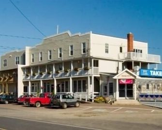 Parkland Village Inn - Alma - Bâtiment