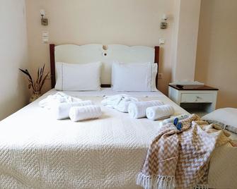 Capari Suites - Elafonisos - Bedroom