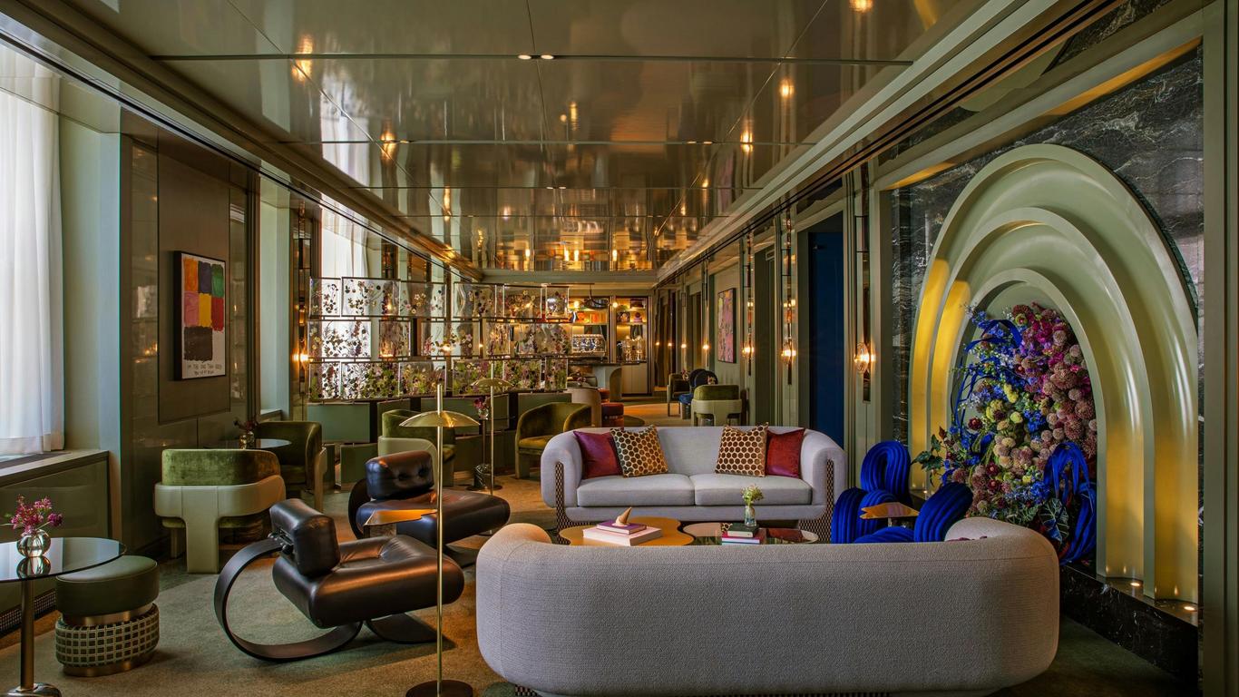 W نيويورك - ميدان الاتحاد