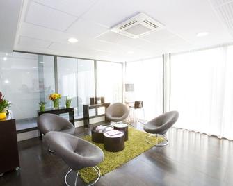 All Suites Appart Hôtel - Bordeaux Lac - בורדו - טרקלין