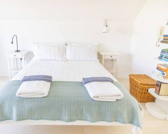 The Hutch - Seaside House In Southwold With Views Over The Dunes To The Sea - Southwold - Ložnice