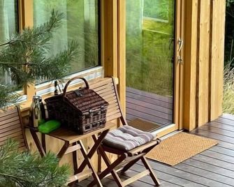 Boutique Glamping Divja Divine - Jiršovci - Binnenhof
