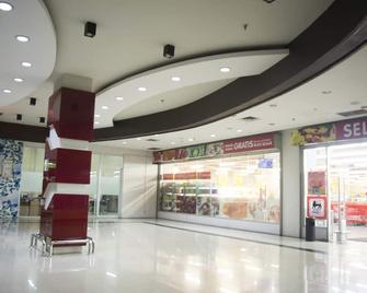 Titanium Express Homtel - Jakarta - Lobby