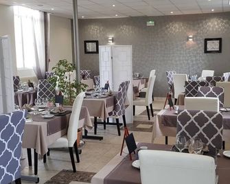 Le petit Védaquais - Vaas - Restaurante