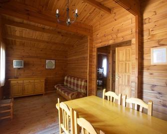 El Llano de los Conejos Cabins - Cabin 8 - Cañamares - Comedor