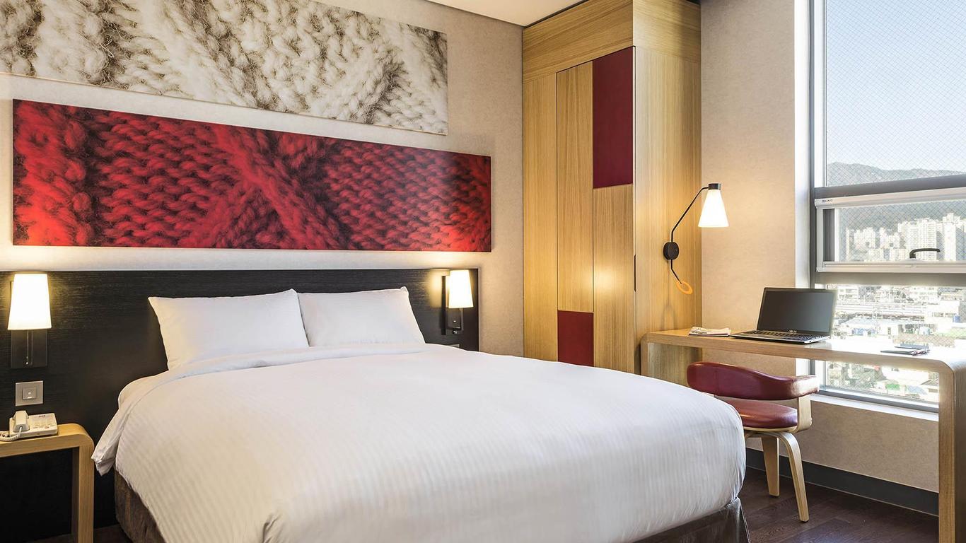 Busan Central 7 Hotel
