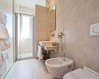 Hotel Country House La Radice - Civitanova Marche - Baño