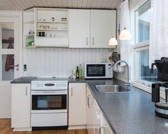 6 person holiday home in Allingåbro-By Traum - Fjellerup - Cocina