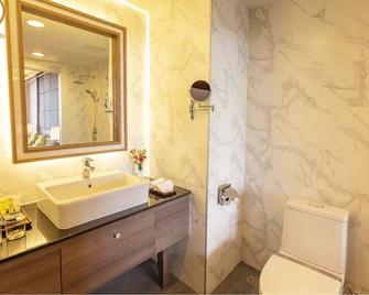 Savan Resorts - Savannakhét - Bathroom