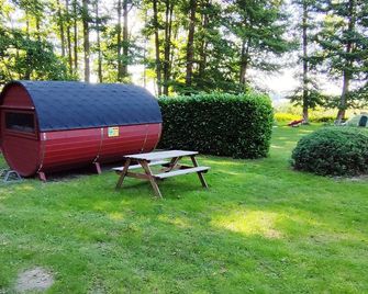 TinyHouse 'Cupid' am See, an der Mecklenburger Seenplatte - Fürstenberg/Havel - Patio