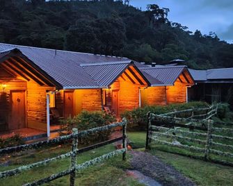 Tree Trek Boquete Adventure Park - Boquete - Gebouw