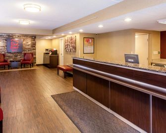 Red Roof Inn Detroit - Dearborn-Greenfield Village - Dearborn - Lobby