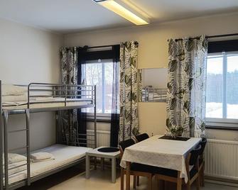 Södra Bergets Vandrarhem - Sundsvall - Schlafzimmer