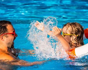 Weatherford Inn and Suites - Weatherford