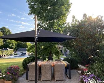 B&B Aline Florentine - adults only - Luxury B&B - Chambres d'Hôtes - Zimmer Frei - Everberg - Patio