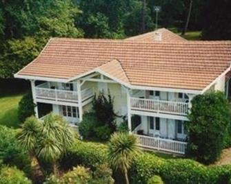 Chateau du Clair de Lune - Biarritz - Building