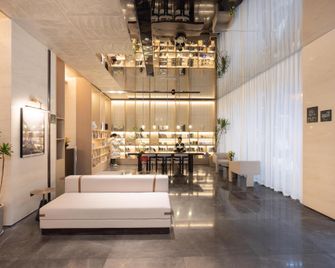 Atour Hotel Beijing Zhongguancun Xueyuan Bridge Metro Station - Peking - Lobby