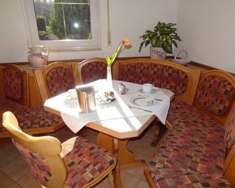 Tannmühle Hotel und Restaurant GmbH - Hohenstein-Ernstthal - Eetruimte