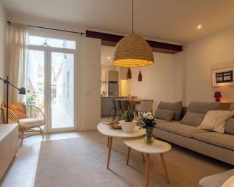 Holiday Home Rita by Interhome - Malgrat de Mar - Living room
