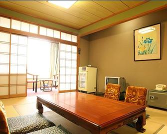 Hotel Ikaho Ginsui - Shibukawa - Dining room