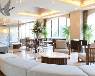 Almont Hotel Naha Omoromachi - Naha - Lobby