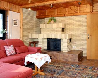 1 bedroom for 2 adults and 2 children - Diemelsee - Wohnzimmer