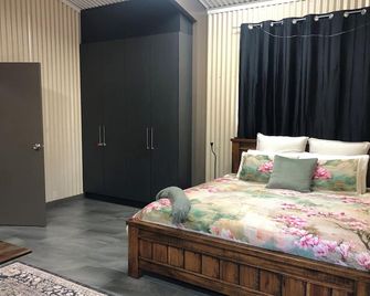 Shauna's Shack - Katherine - Ložnice