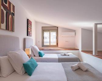 Feelathome Merced Apartments - Málaga - Bedroom