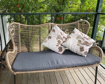 Family holiday haven cozy wood fire hiking skiing bird watching linen supplied - Talbingo - Balcón