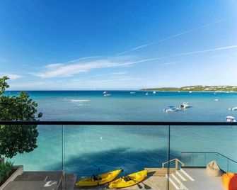 Beachfront Modern Villa With Pool Azure - Villa Isabela