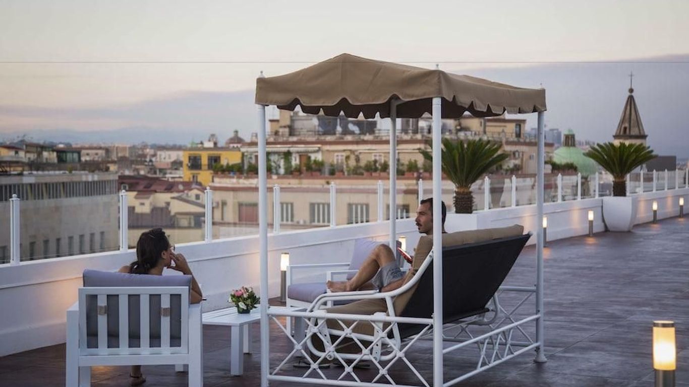 Neapolitantrips Hotel