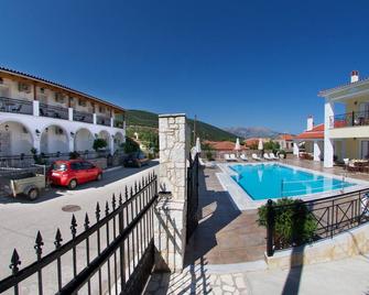 Apartments/Studios With Shared Pool, Sea And Mountain Views - Sami - Pool