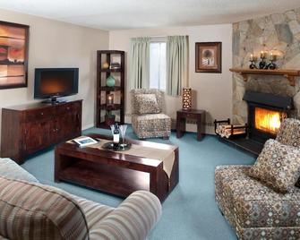 Maligne Lodge - Jasper - Living room