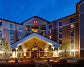 Drury Inn & Suites Albuquerque North - Albuquerque - Edifício