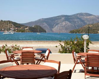 Mentor Hotel - Ιθάκη - Μπαλκόνι