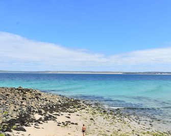 3 Bedroom 2 Bathroom Apartment, Panoramic Views of St Ives, 2 parking spaces - St. Ives - Strand