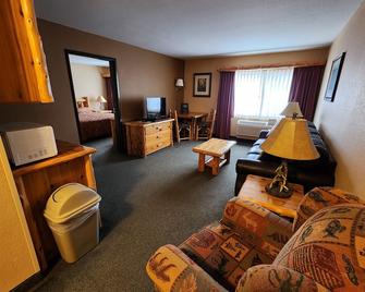 Pine Peaks Lodge and Suites - Crosslake - Sala de estar