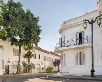 Santa Magdalena Apartments - Santiago - Building