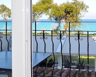 Plaza Hotel - Chaniotis - Balkon