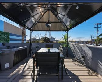 Harborside Suite 06 with Hot Tub and King Beds - San Diego - Balcón