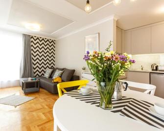 Dunav Apartment House - Sofia - Dining room